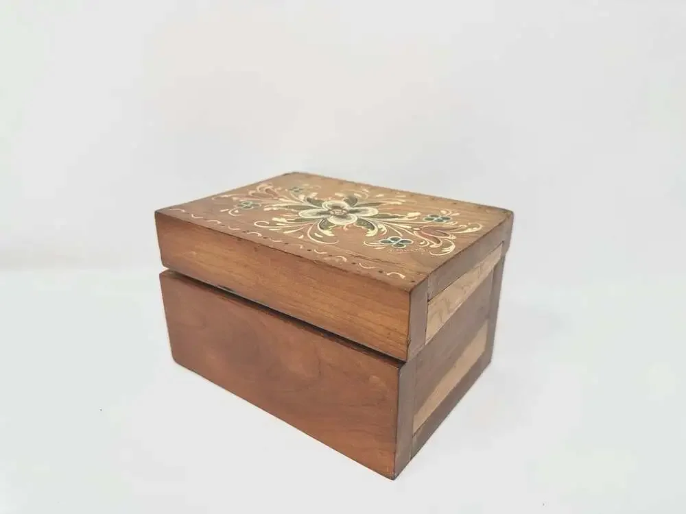 Vintage Hand Painted Wooden Jewelry Trinket Box Floral Folk Painting wood box